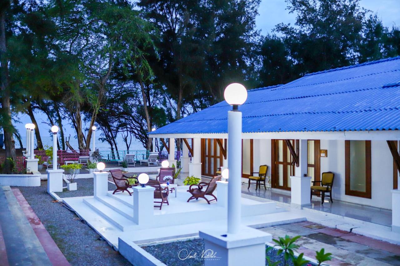 Ceylonta Beach Resort And Spa Hambantota Εξωτερικό φωτογραφία